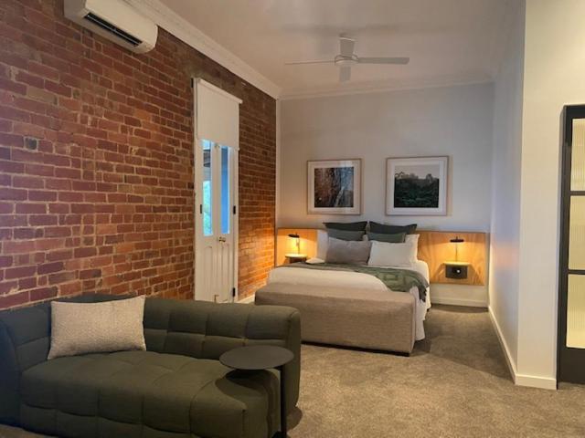 The Royal Daylesford Hotel Exterior photo