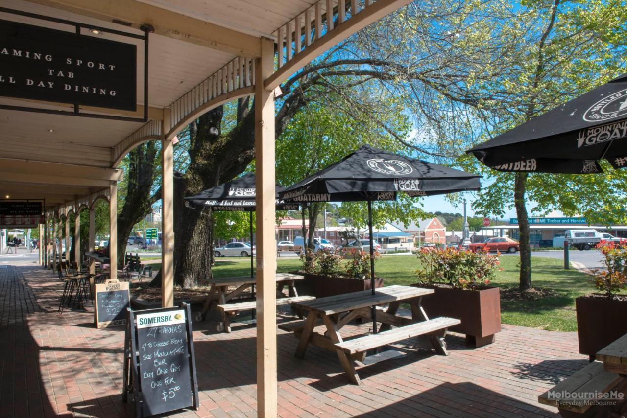 The Royal Daylesford Hotel Exterior photo
